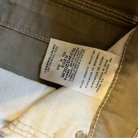 Mens Wrangler Pants - Picture 2 of 3